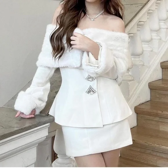 Sierra Darien Luxe ivory white faux fur matching 2 piece mini skirt & blazer set - Picture 3 of 13